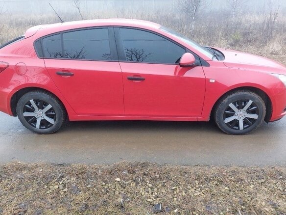 2012 Chevrolet Cruze I Рестайлинг, красный, 700000 рублей - вид 5