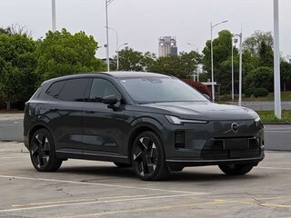 2026 Volvo XC70 III, серый, 7000750 рублей, вид 3