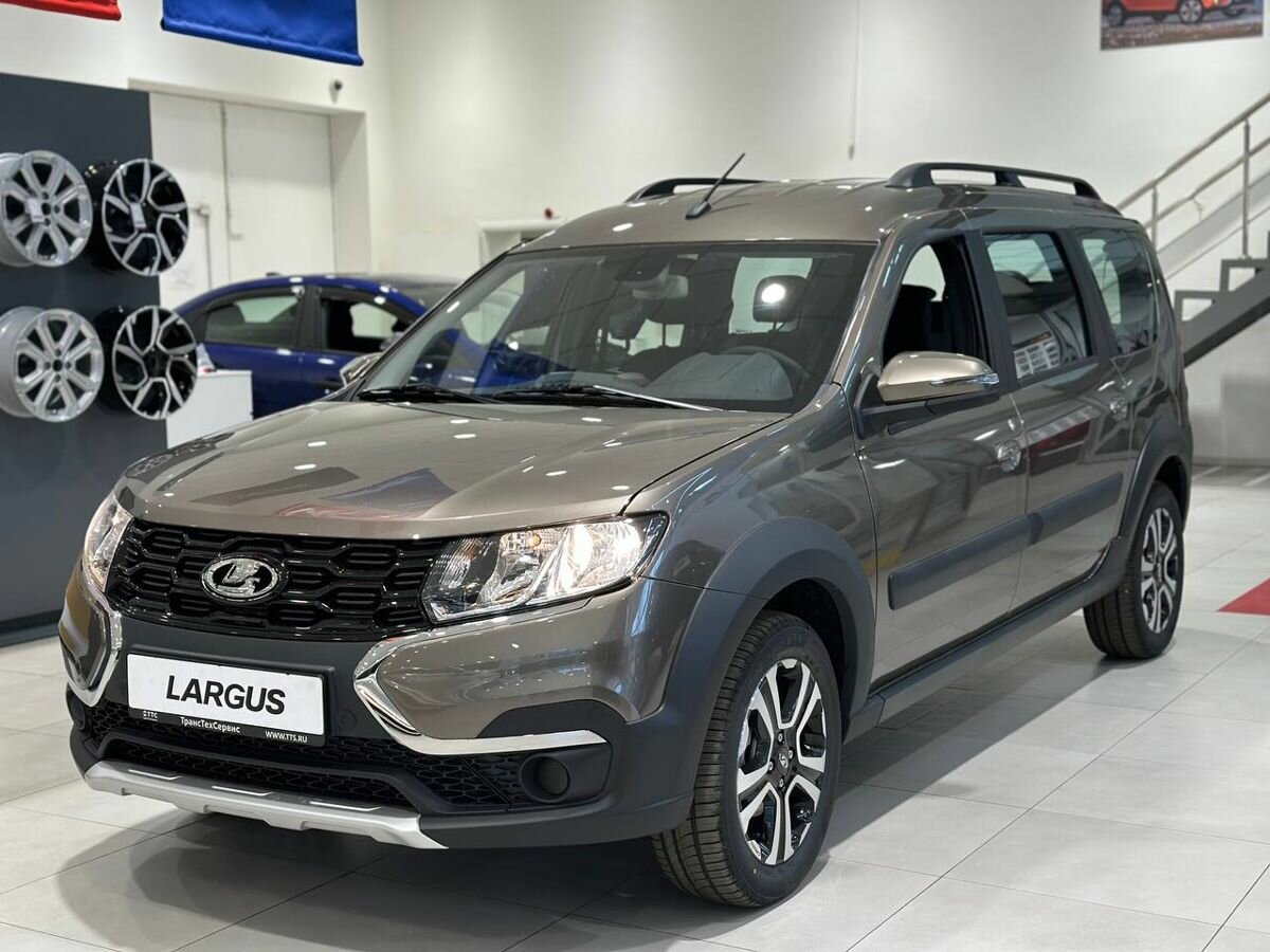 Открыть фотографии: Lada (ВАЗ) Largus I Рестайлинг