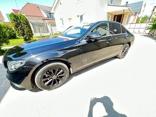 2020 Mercedes-Benz E-Класс 200 d V (W213, S213, C238), чёрный, 2300000 рублей, вид 4