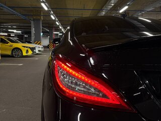 2014 Mercedes-Benz CLS 400 II (C218) Рестайлинг, чёрный, 3168000 рублей, вид 1