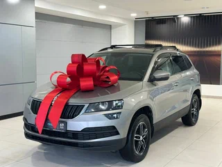 2021 Skoda Karoq DSG7 I, коричневый, 2277000 рублей, вид 1