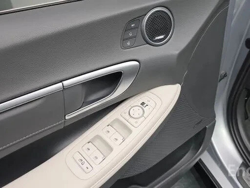 2023 Hyundai Sonata VIII (DN8) Рестайлинг, белый, 2100000 рублей - вид 6