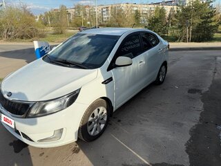 2014 Kia Rio III, белый, 800000 рублей, вид 2