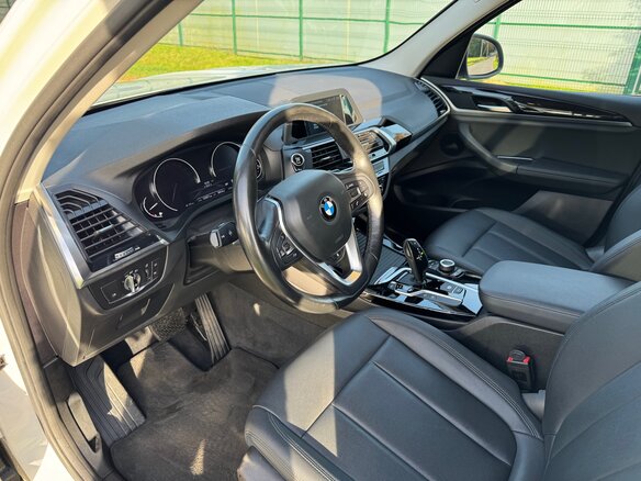 2019 BMW X3 20i xDrive III (G01), белый, 3299000 рублей - вид 16