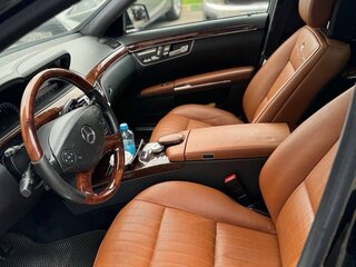 2010 Mercedes-Benz S-Класс 500 Long V (W221) Рестайлинг, чёрный, 1950000 рублей, вид 1