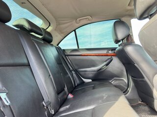 2004 Toyota Avensis II, зелёный, 699000 рублей, вид 4