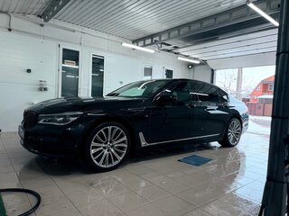 2015 BMW 7 серии Long 730Ld xDrive VI (G11/G12), чёрный, 3100000 рублей, вид 1