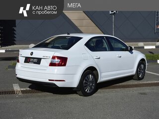 2019 Skoda Octavia III (A7) Рестайлинг, белый, 1948000 рублей, вид 2
