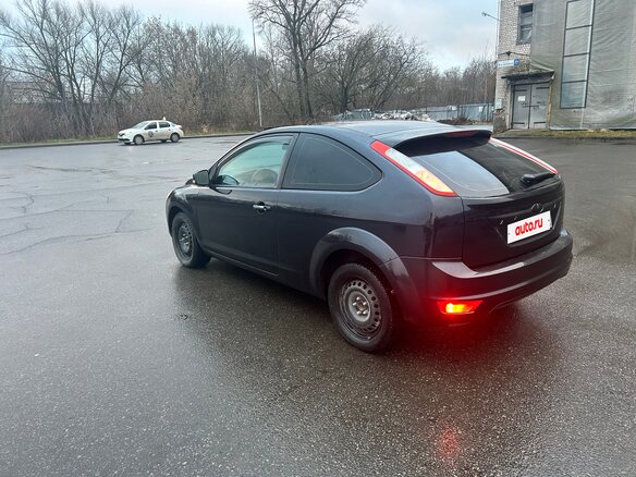2008 Ford Focus II Рестайлинг, чёрный, 450000 рублей - вид 3