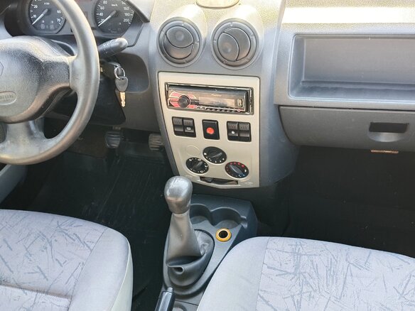 2006 Renault Logan I, зелёный, 270000 рублей - вид 13