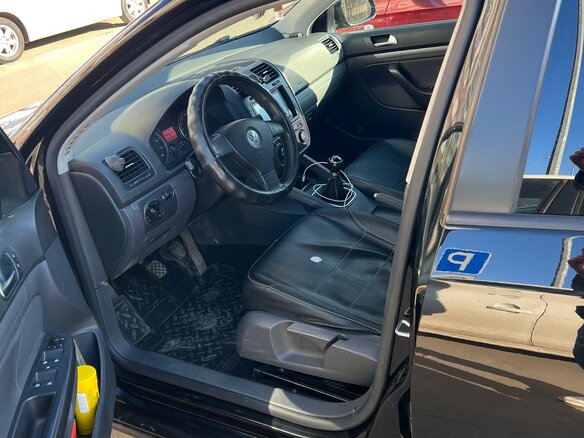 2008 Volkswagen Jetta V, чёрный, 600000 рублей - вид 3