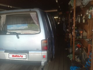1993 Mitsubishi L300 II, фиолетовый, 420000 рублей, вид 2