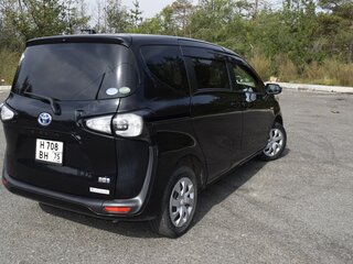 2016 Toyota Sienta II, чёрный, 1200000 рублей, вид 3