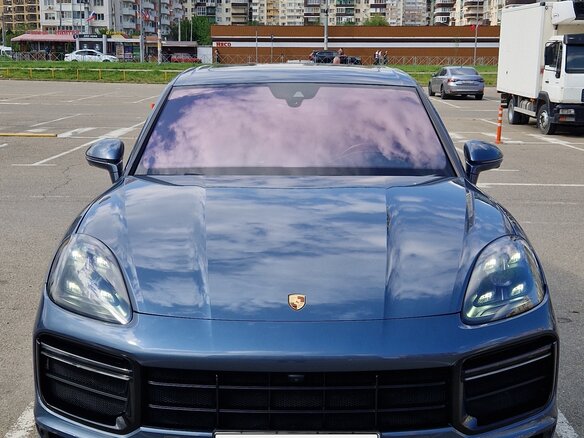 2018 Porsche Cayenne Turbo III, голубой, 9050000 рублей - вид 14