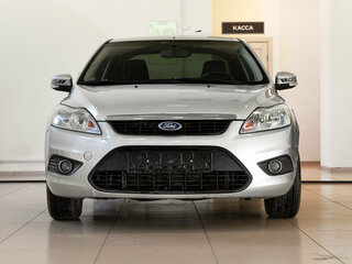 2008 Ford Focus II Рестайлинг, серебристый, 500000 рублей, вид 2