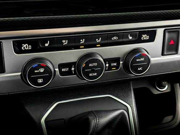 2021 Volkswagen Multivan T6 Рестайлинг, чёрный, 5685000 рублей - вид 28
