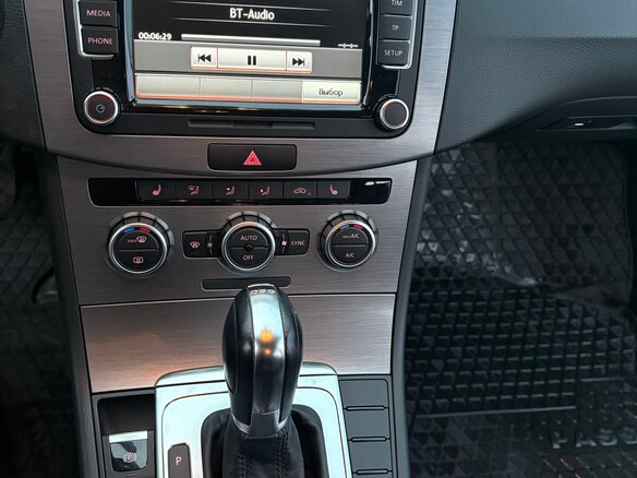 2013 Volkswagen Passat B7, белый - вид 22