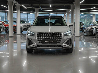 2025 Audi Q2 L 35 TFSI I Рестайлинг, серый, 3690000 рублей, вид 3
