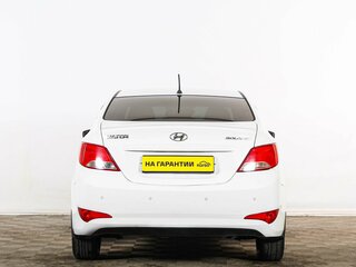 2015 Hyundai Solaris I Рестайлинг, белый, 799000 рублей, вид 5