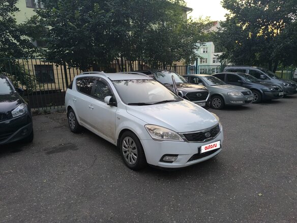 2010 Kia Ceed I Рестайлинг, белый - вид 14