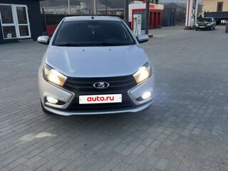 2017 Lada (ВАЗ) Vesta I, серебристый, 800000 рублей, вид 3