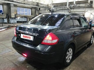 2012 Nissan Tiida I Рестайлинг, чёрный, 650000 рублей, вид 5