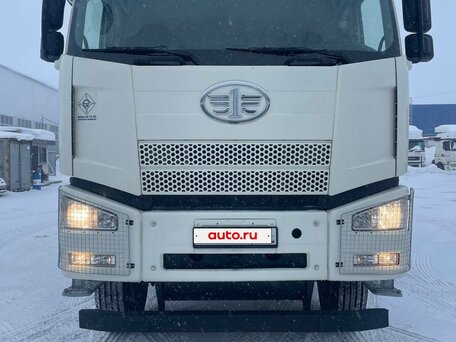2022 FAW J6 CA3250, белый, 8360000 рублей, вид 2