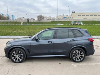 2020 BMW X5 40i IV (G05/G18), серый, 6499999 рублей, вид 2