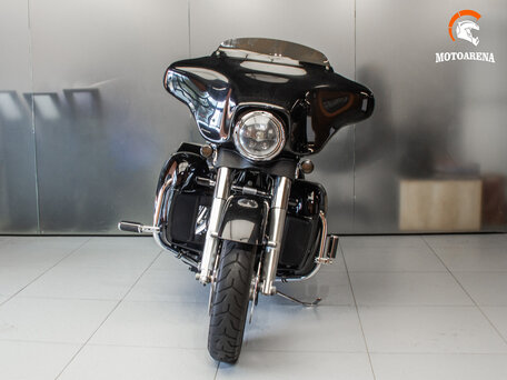 2012 Harley-Davidson Street Glide, чёрный, 929894 рублей, вид 2