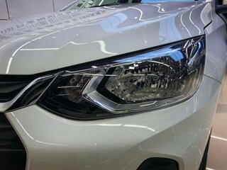2022 Chevrolet Onix II, белый, 740000 рублей, вид 3