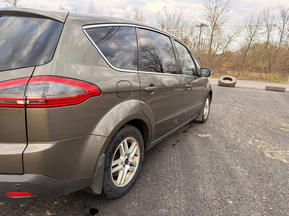 2012 Ford S-MAX I Рестайлинг, бежевый, 1150000 рублей - вид 18