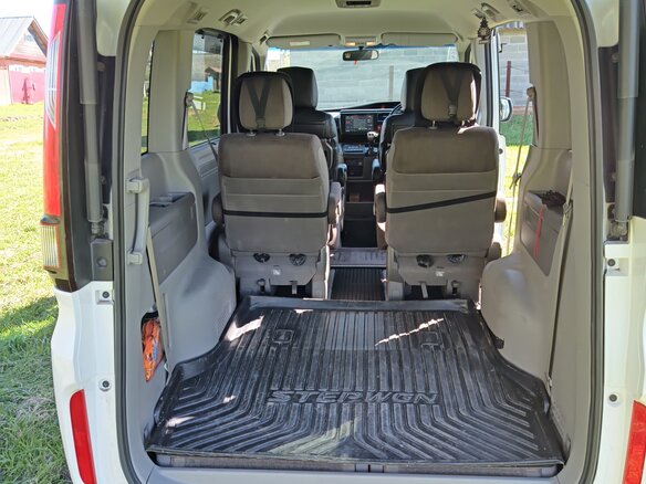 2015 Honda Stepwgn V, белый, 1700000 рублей - вид 10