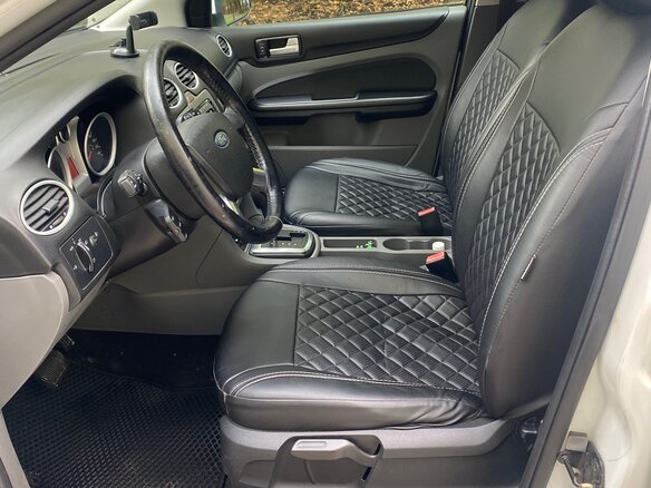 2010 Ford Focus II Рестайлинг, белый, 650000 рублей - вид 7