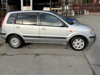 2008 Ford Fusion I Рестайлинг, серебристый, 430000 рублей, вид 5