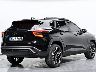 2023 Chevrolet Trax II, чёрный, 1550000 рублей, вид 3
