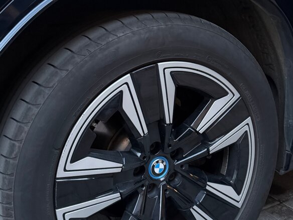 2024 BMW iX3 I (G08) Рестайлинг, чёрный, 6000000 рублей - вид 8