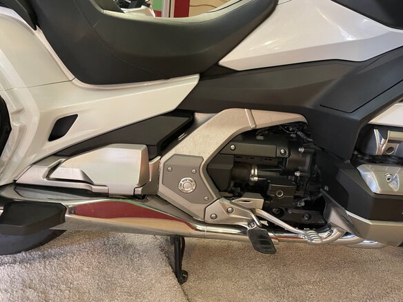 2018 Honda GL 1800 Gold Wing, белый, 2100000 рублей - вид 23