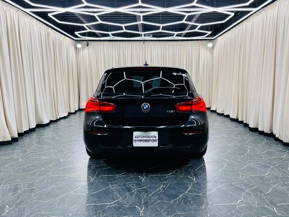 2015 BMW 1 серии 118i II (F20/F21) Рестайлинг, чёрный, 1479000 рублей - вид 5