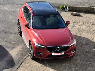 2021 Volvo XC60 II, красный, 4400000 рублей, вид 4