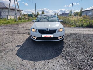 2013 Skoda Octavia II (A5) Рестайлинг, белый, 799000 рублей, вид 3