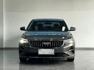 2026 Geely Emgrand II, серебристый, 1249010 рублей, вид 2