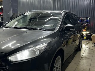 2017 Ford Focus III Рестайлинг, серый, 700000 рублей, вид 1
