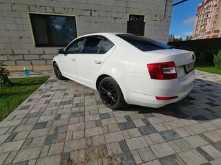 2014 Skoda Octavia III (A7), белый, 850000 рублей, вид 4