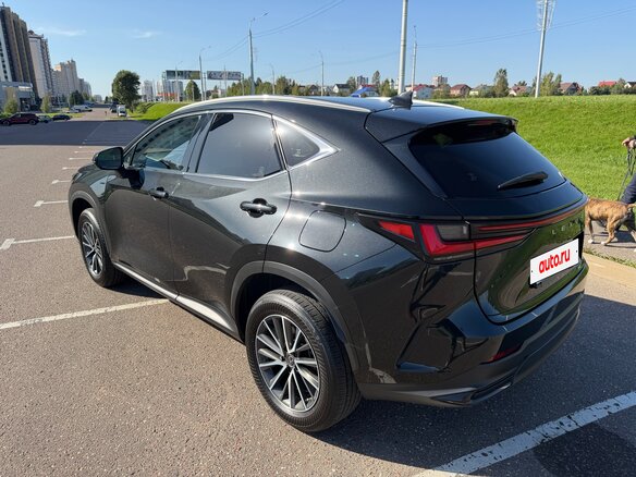 2021 Lexus NX 350 II, чёрный, 4000000 рублей - вид 10