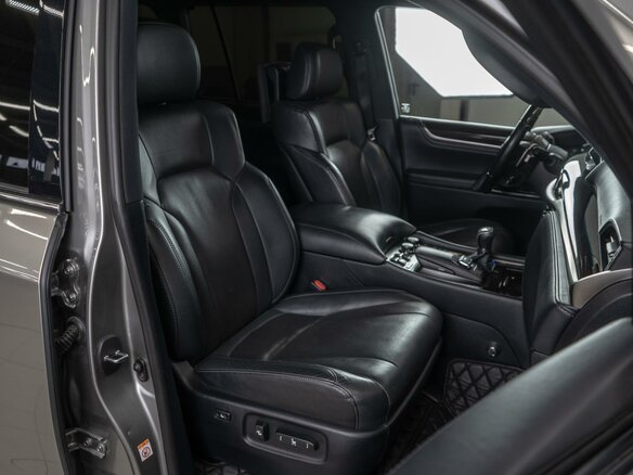 2018 Lexus LX 570 III Рестайлинг 2, серый, 9999999 рублей - вид 9