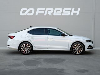 2020 Skoda Octavia IV (A8), белый, 2226000 рублей, вид 5