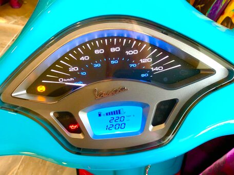 2023 Vespa Primavera, голубой, 755000 рублей, вид 4
