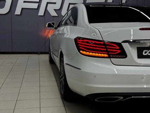 2013 Mercedes-Benz E-Класс 200 IV (W212, S212, C207) Рестайлинг, белый, 1939000 рублей - вид 10