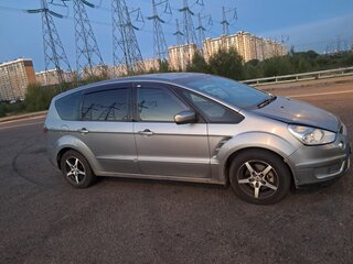 2008 Ford S-MAX I, серебристый, 700000 рублей, вид 3